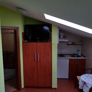 Гостевой дом Apartments Lucic Котор Одноместный номер с собственной ванной комнатой-8